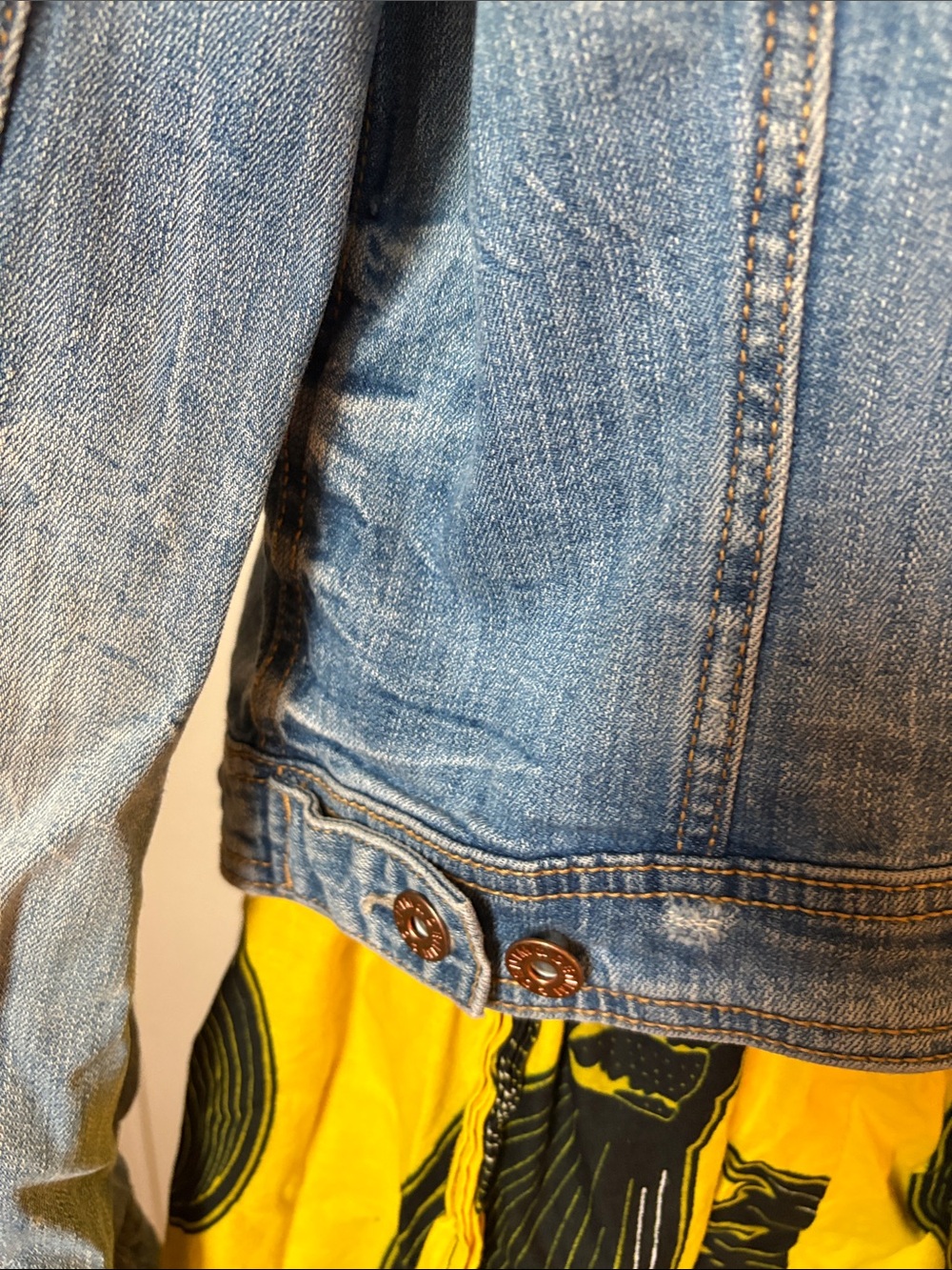 H&M Light Blue Denim Jean Jacket - Women's Button-Front - Picture 10 of 14